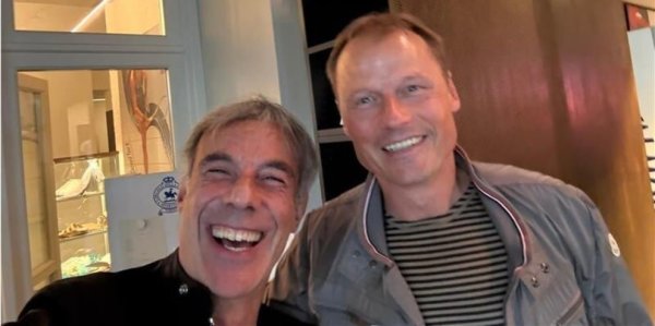 10大配资公司最新排名 曼宁格经纪人：曼宁格离世让我悲痛欲绝，我们共事了15年